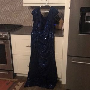 LaFemme blue sequin dress size 20. Never worn